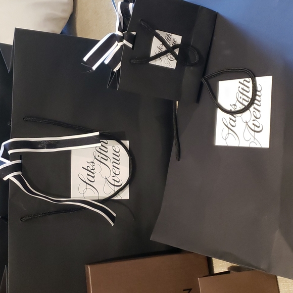 Set of 10 Luxury bags & boxes Louis Vuitton, HERMES, Saks Fifth, Ralph Lauren - Picture 3 of 5